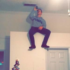 Meet your Posher, Christian